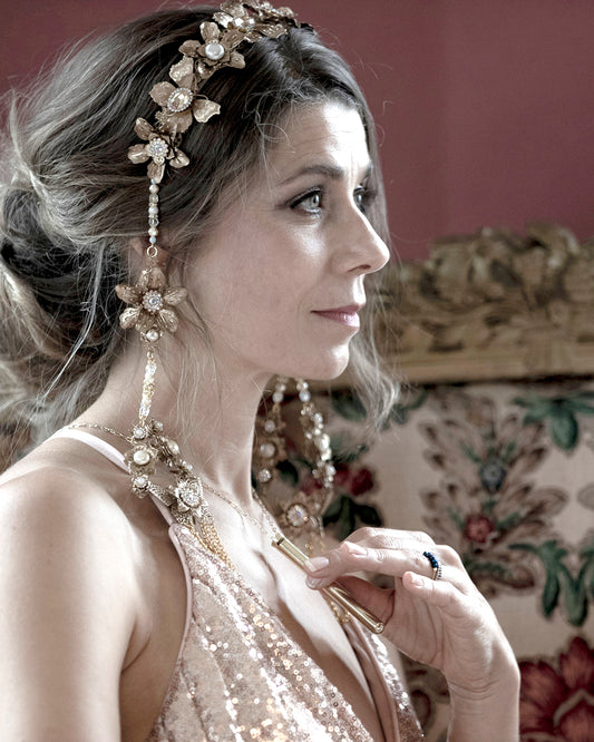 Boudoir Necklace Vibe