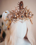 Load image into Gallery viewer, Bijoux Zodiac Brudekrone
