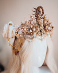 Load image into Gallery viewer, Bijoux Zodiac Brudekrone
