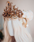 Load image into Gallery viewer, Bijoux Zodiac Brudekrone

